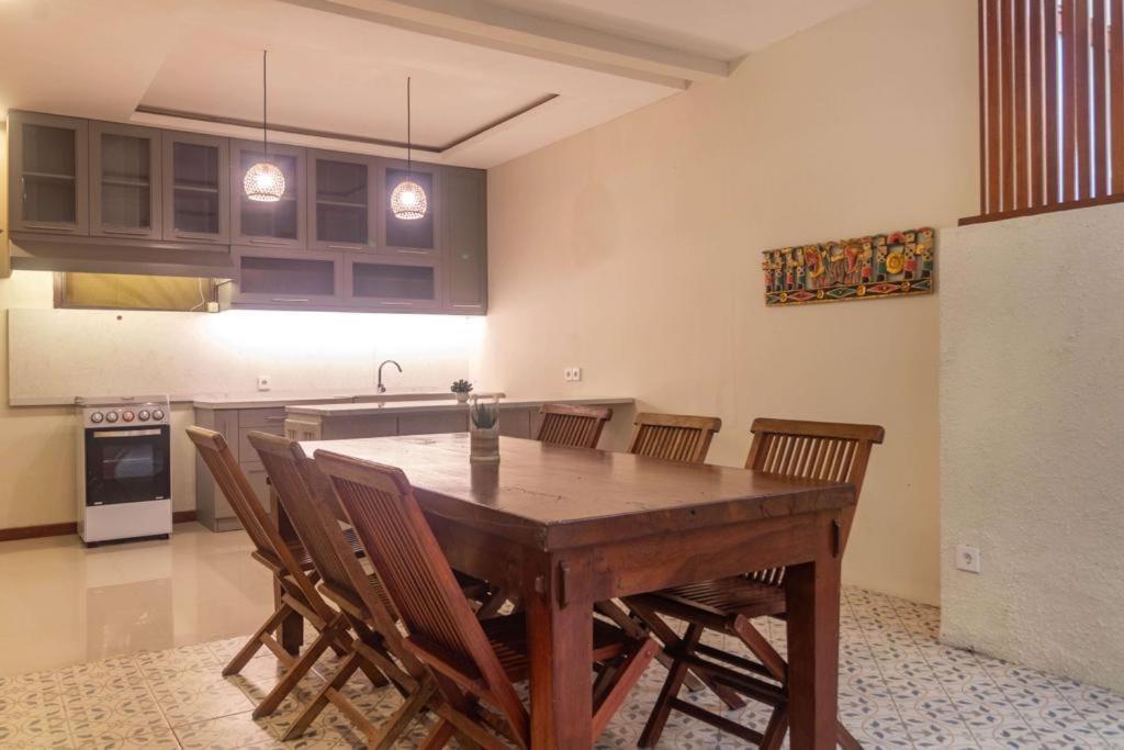 Arana Suite Legian  Ngoại thất bức ảnh
