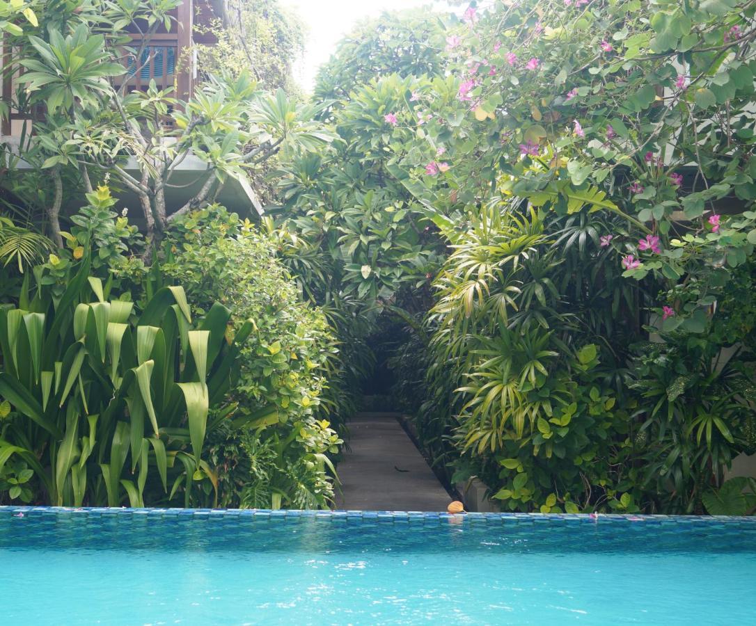 Arana Suite Legian  Ngoại thất bức ảnh